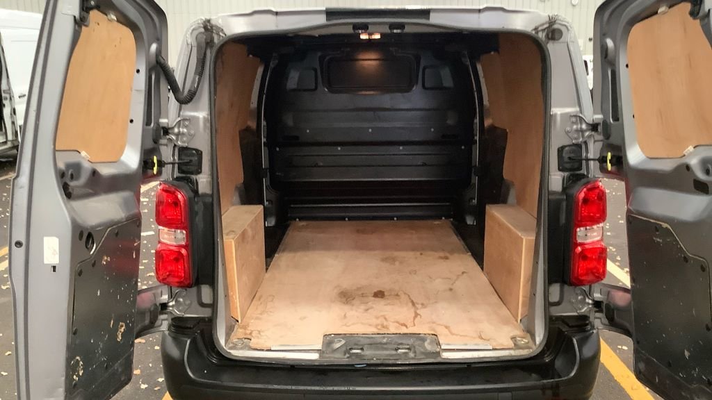 Used Vauxhall Vivaro 2021 for sale - 76950729: Photo 7