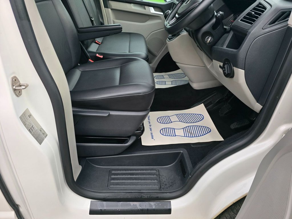 Used Volkswagen Transporter Shuttle 2018 for sale - 77327595: Photo 26