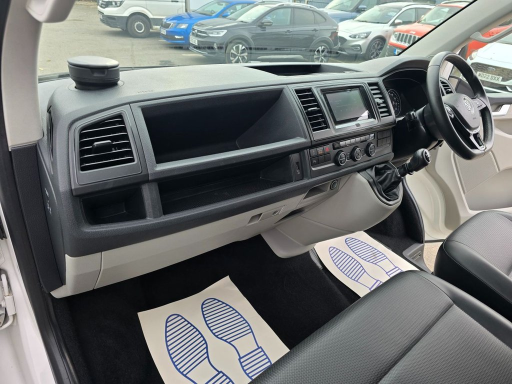 Used Volkswagen Transporter Shuttle 2018 for sale - 77327595: Photo 29