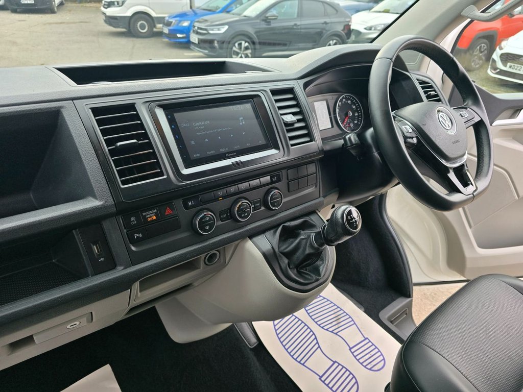 Used Volkswagen Transporter Shuttle 2018 for sale - 77327595: Photo 30