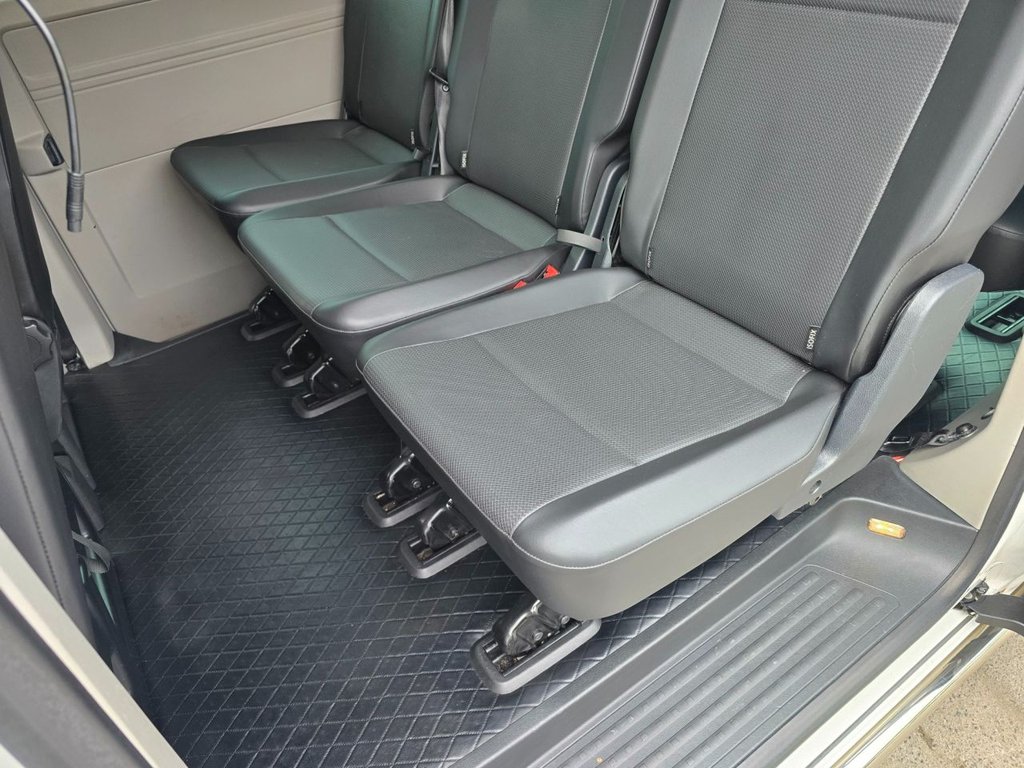 Used Volkswagen Transporter Shuttle 2018 for sale - 77327595: Photo 36