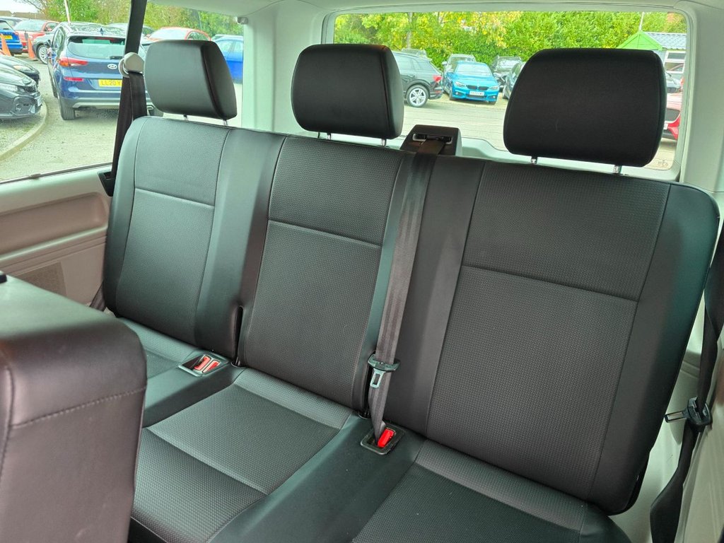 Used Volkswagen Transporter Shuttle 2018 for sale - 77327595: Photo 38