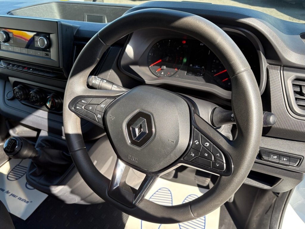 Used Renault Trafic 2022 for sale - 75986158: Photo 30