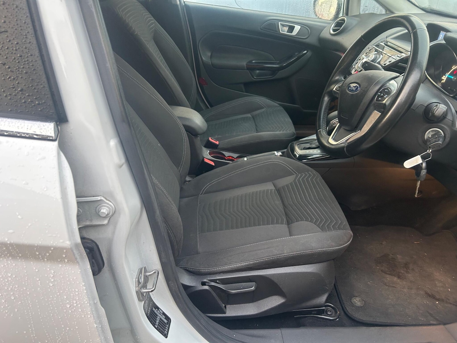 Used Ford Fiesta 2014 for sale - 76976775: Photo 15