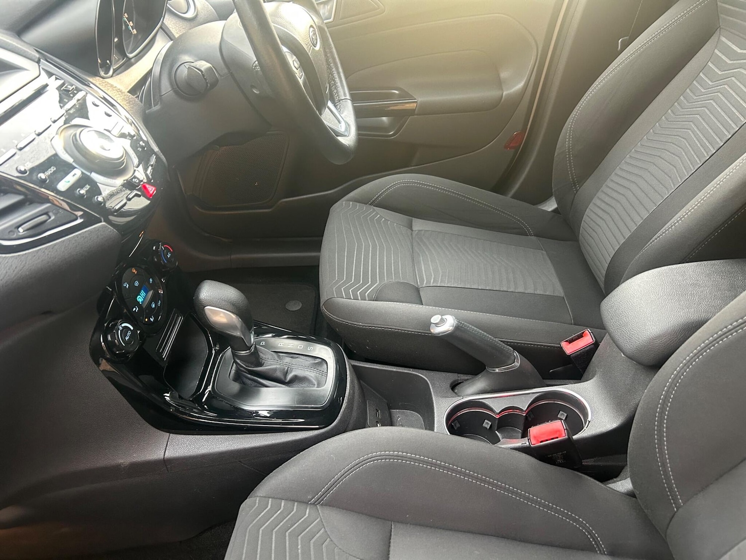 Used Ford Fiesta 2014 for sale - 76976775: Photo 36