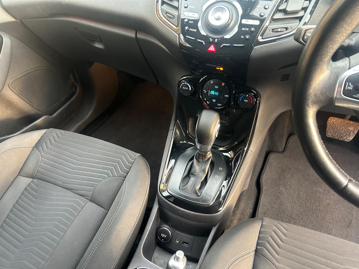 Used Ford Fiesta 2014 for sale - 76976775: Photo 43