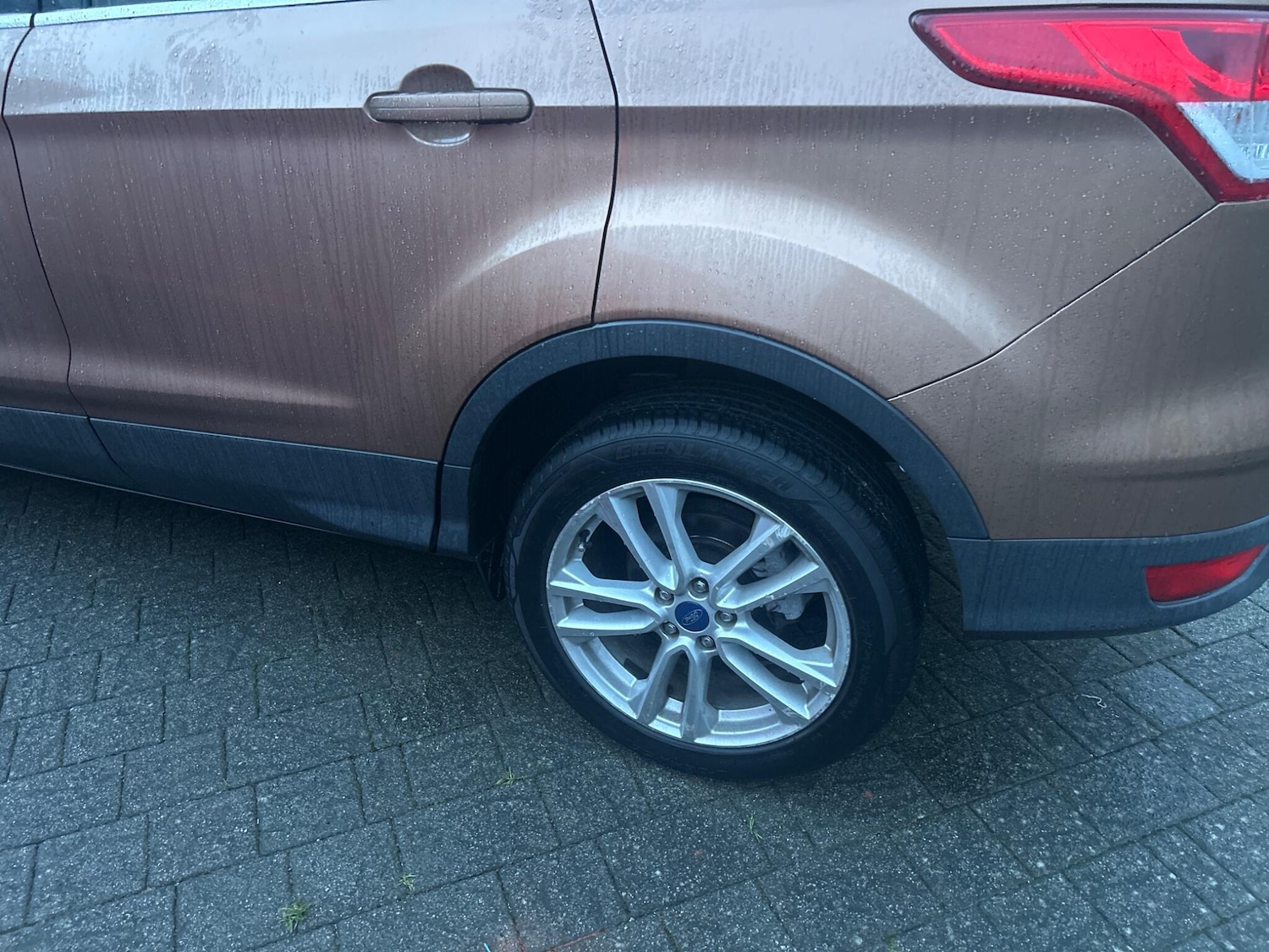 Used Ford Kuga 2014 for sale - 77029410: Photo 9