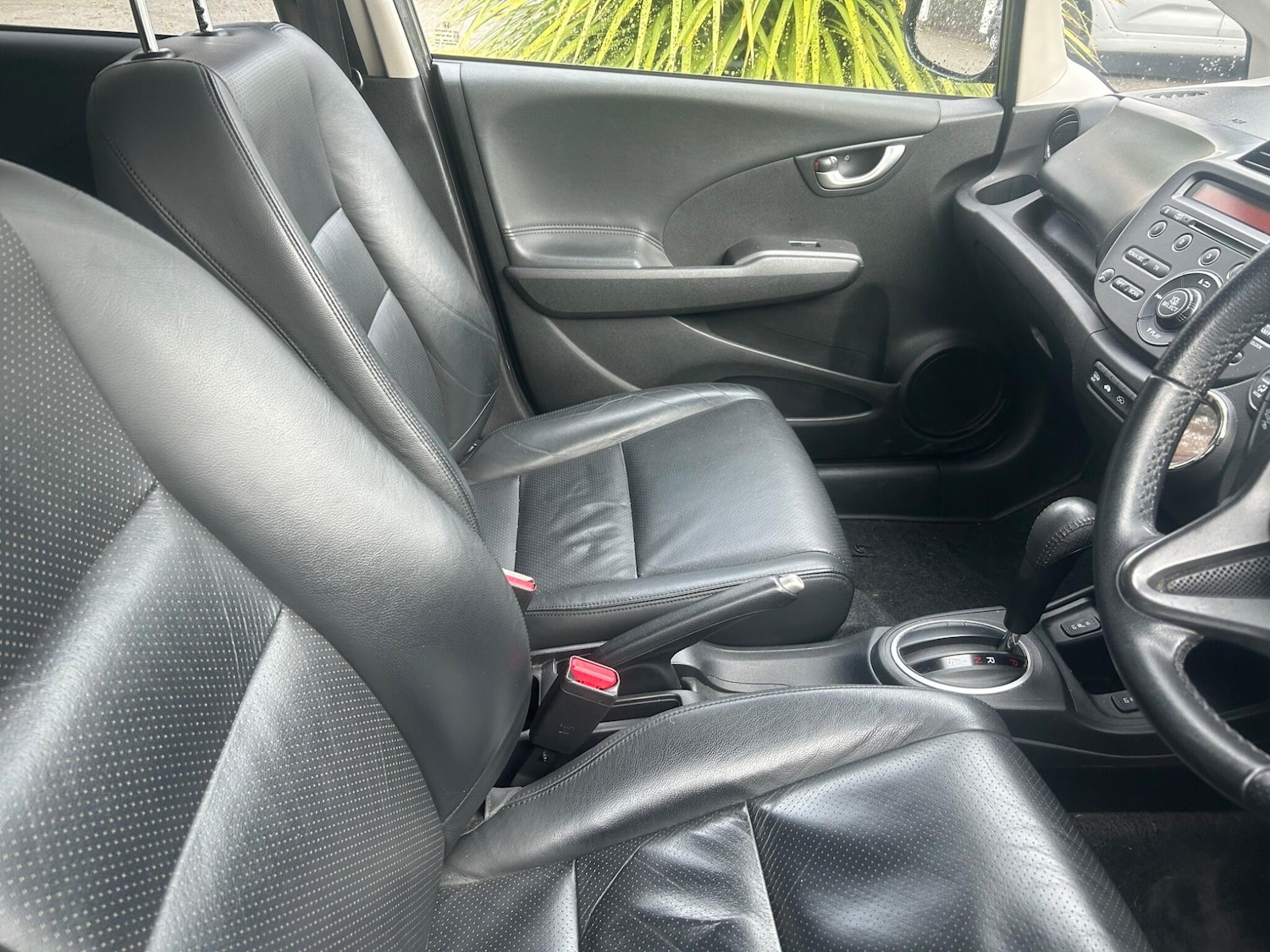 Used Honda Jazz 2014 for sale - 77695918: Photo 11