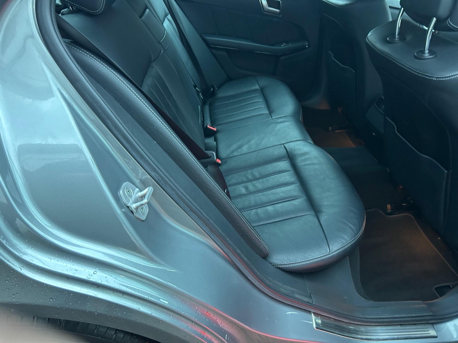 Used Mercedes-Benz E Class 2013 for sale - 76431855: Photo 28