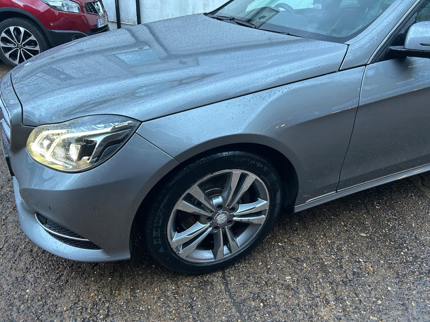 Used Mercedes-Benz E Class 2013 for sale - 76431855: Photo 3