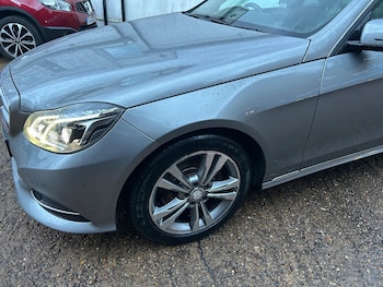 Used Mercedes-Benz E Class 2013 for sale - 76431855: Photo
