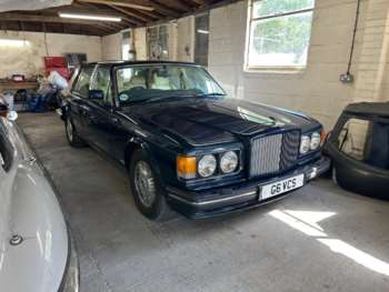 (L) - 6.8 LWB Saloon 4dr