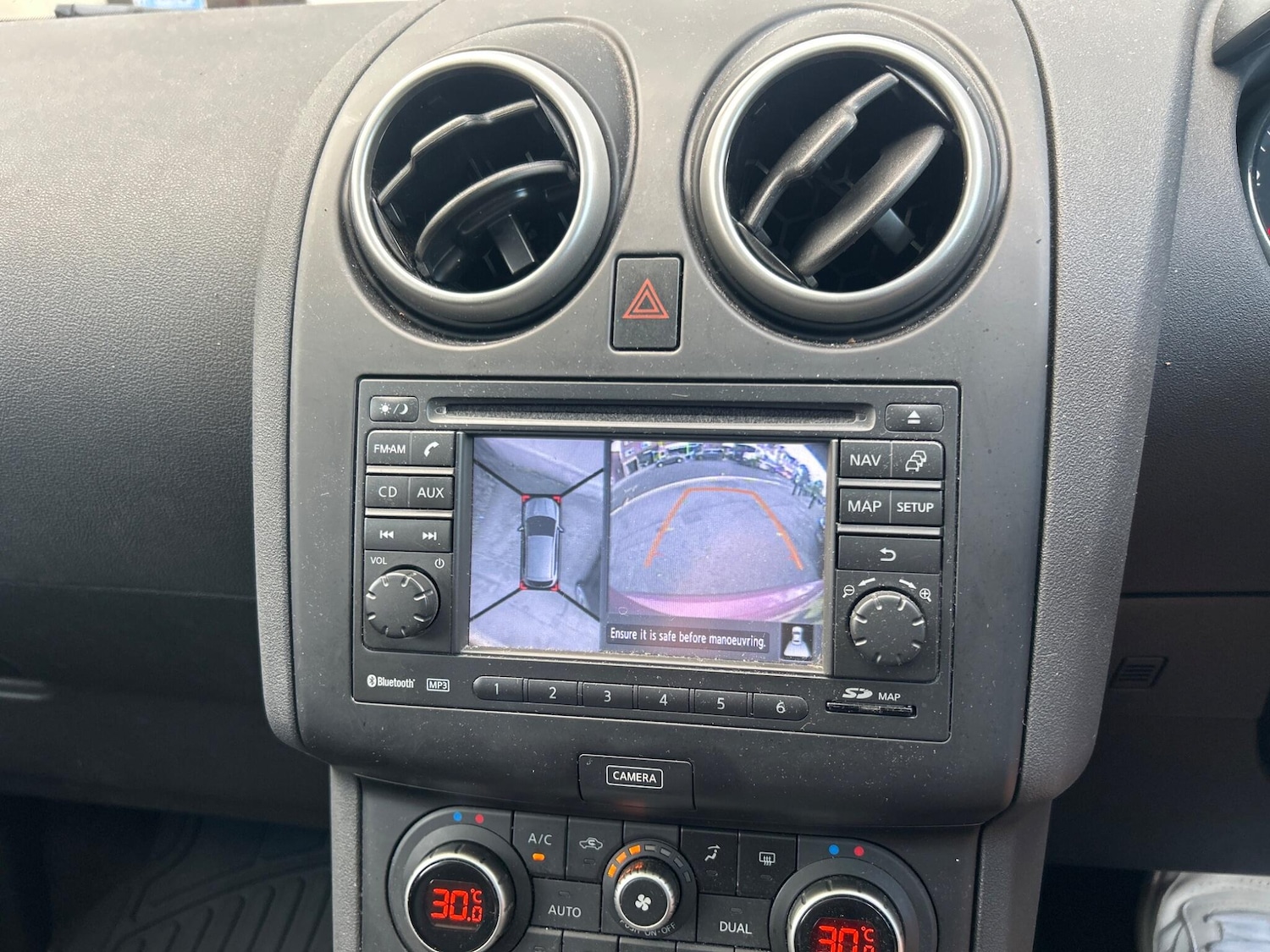 Used Nissan Qashqai 2013 for sale - 76377493: Photo 15