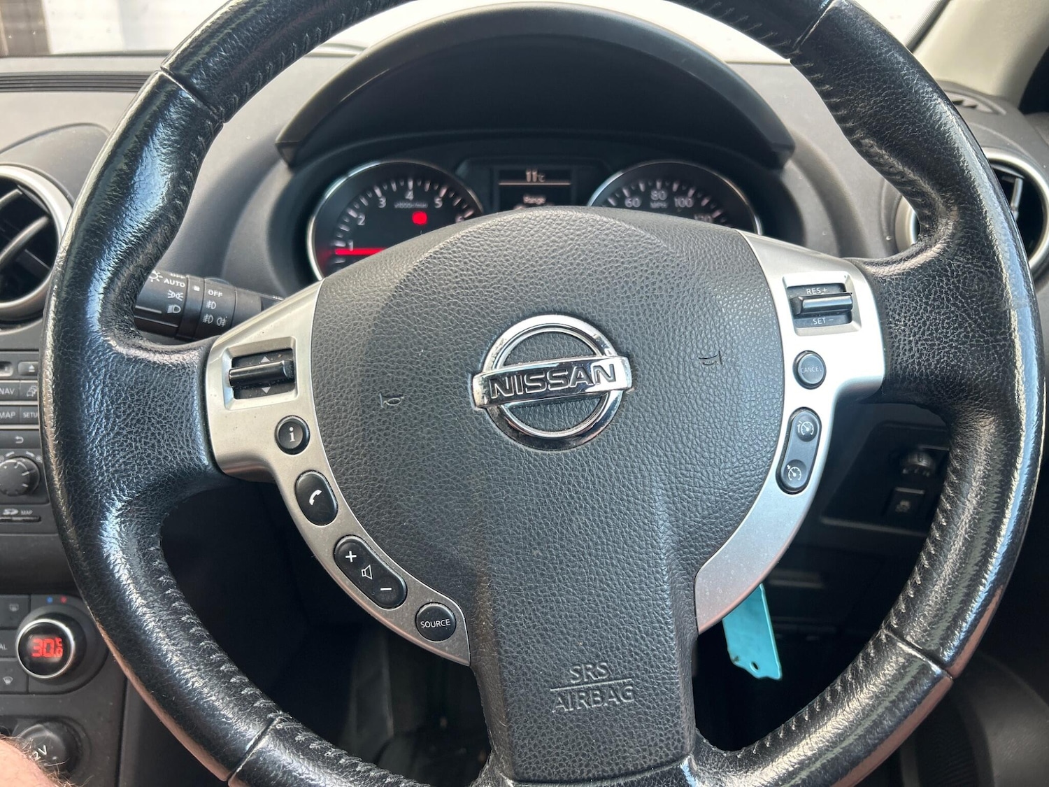 Used Nissan Qashqai 2013 for sale - 76377493: Photo 16