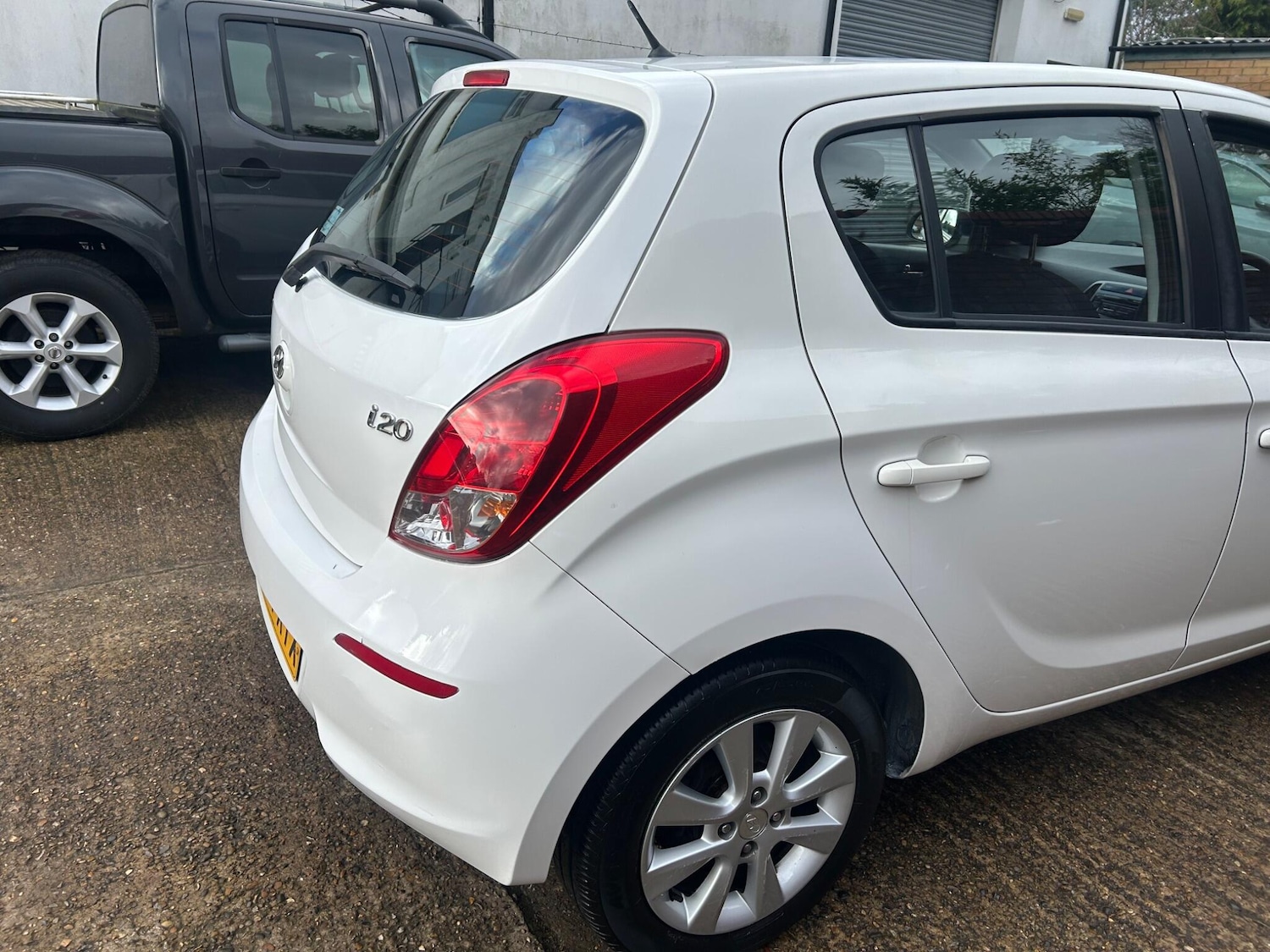 Used Hyundai i20 2014 for sale - 77396241: Photo 15