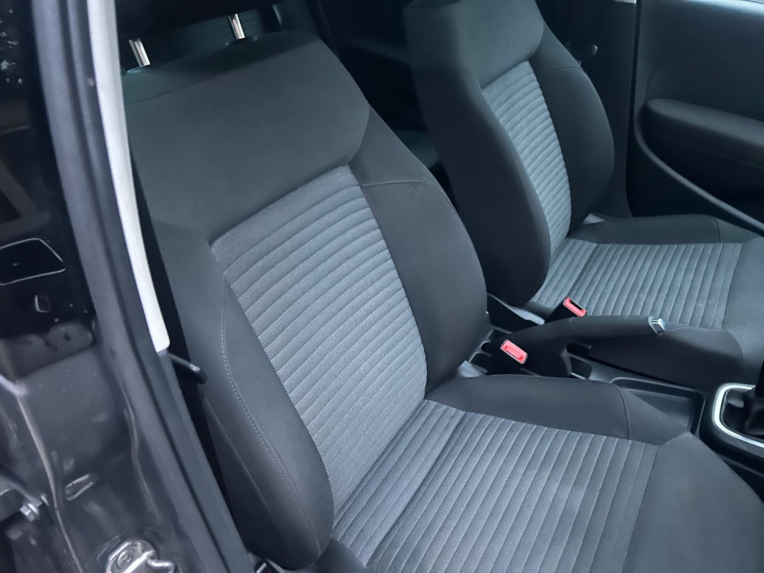 Used Volkswagen Polo 2011 for sale - 76499737: Photo 28