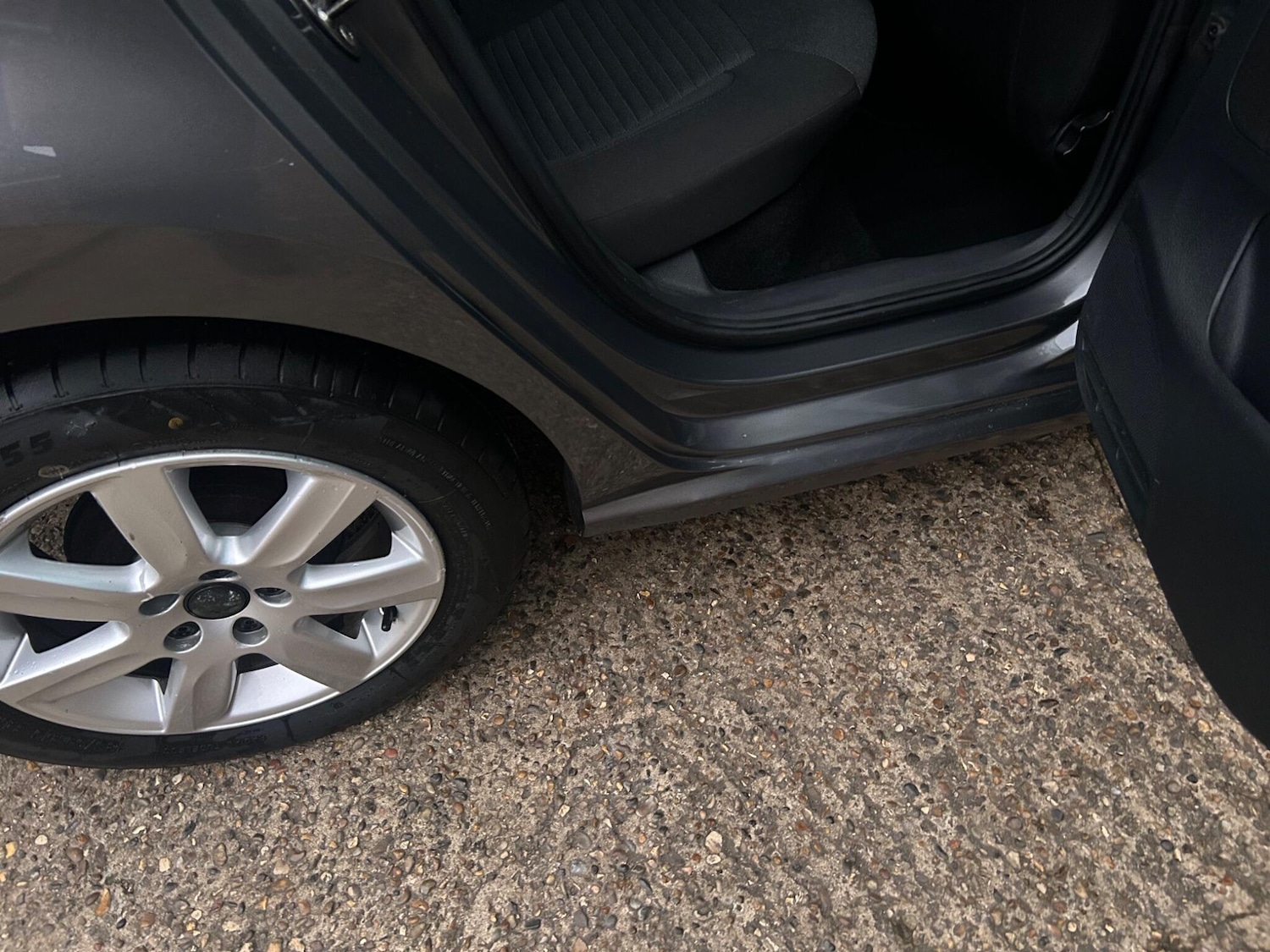 Used Volkswagen Polo 2011 for sale - 76499737: Photo 36