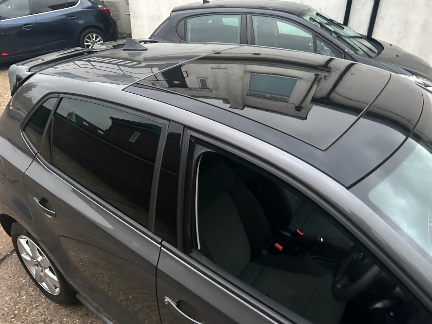 Used Volkswagen Polo 2011 for sale - 76499737: Photo 47