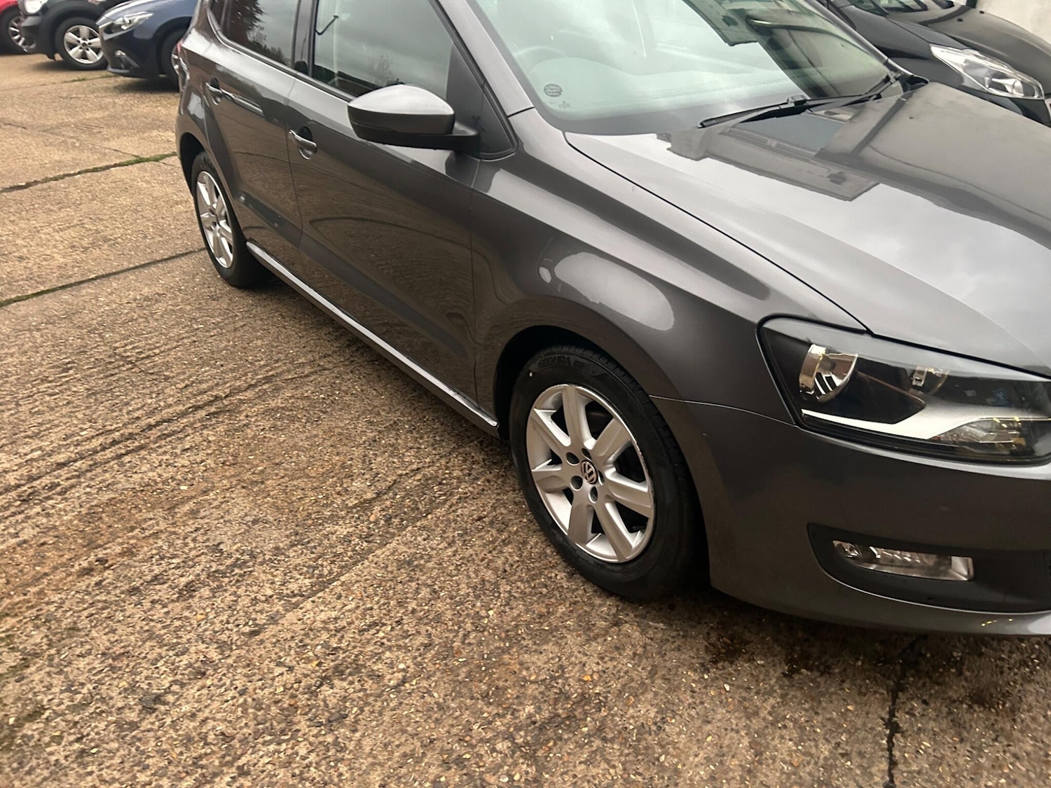 Used Volkswagen Polo 2011 for sale - 76499737: Photo 7