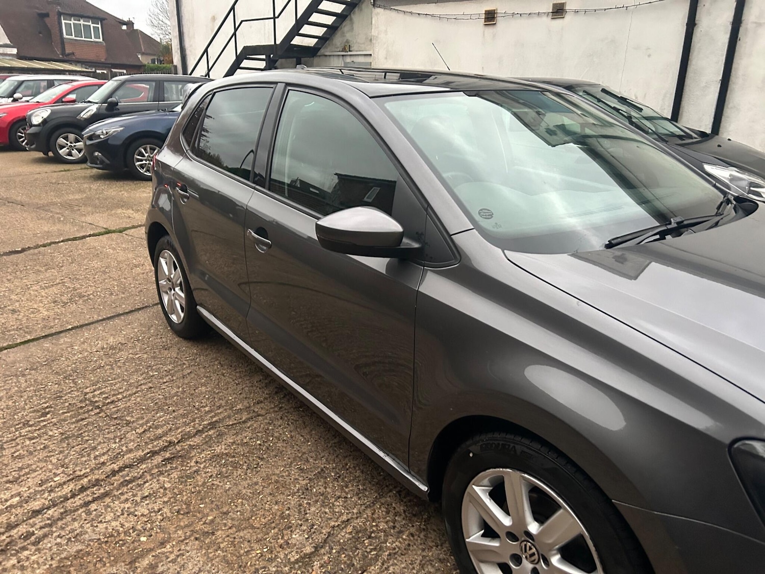 Used Volkswagen Polo 2011 for sale - 76499737: Photo 9