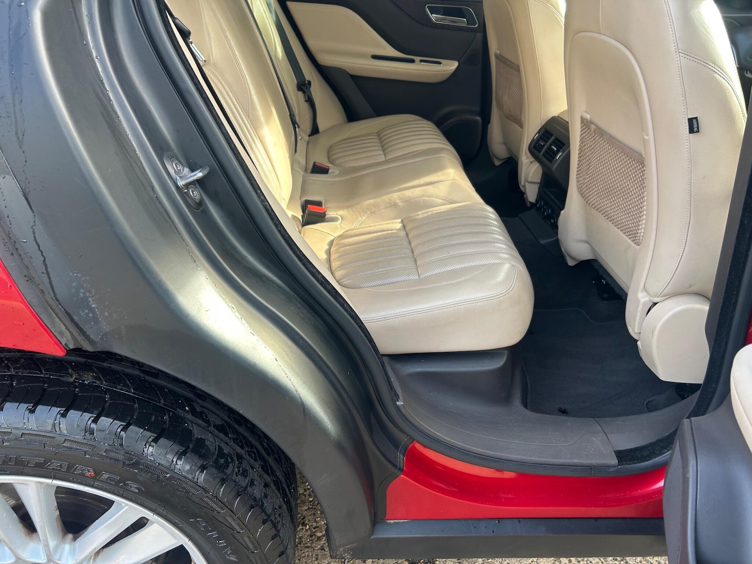 Used Jaguar F-Pace 2016 for sale - 76409467: Photo 18