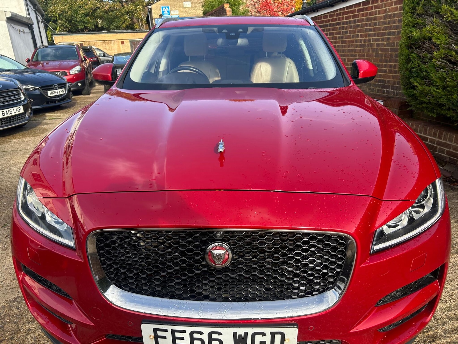 Used Jaguar F-Pace 2016 for sale - 76409467: Photo 2