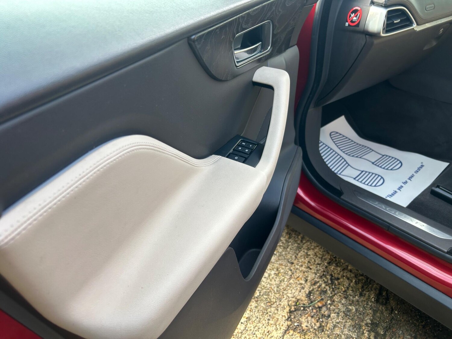 Used Jaguar F-Pace 2016 for sale - 76409467: Photo 26