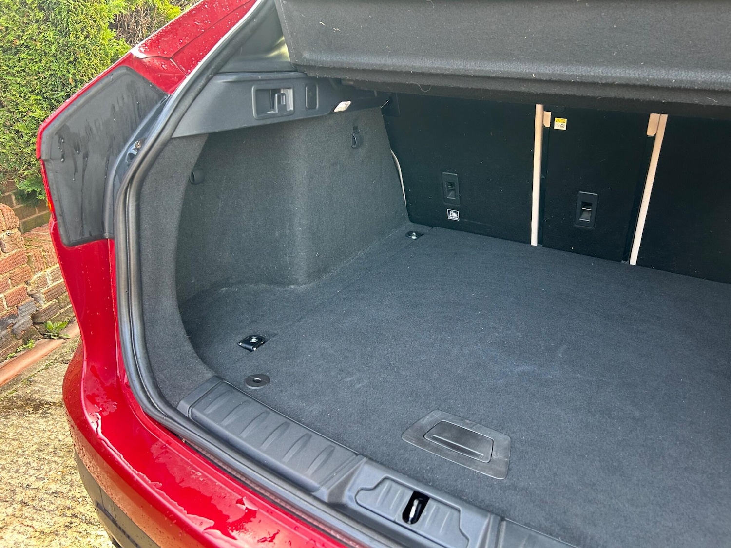 Used Jaguar F-Pace 2016 for sale - 76409467: Photo 31