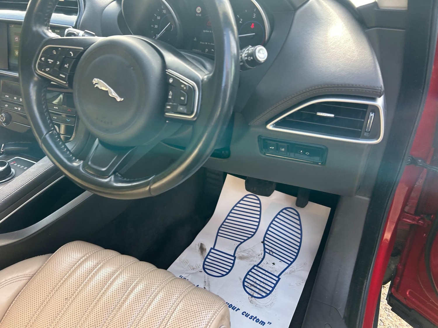 Used Jaguar F-Pace 2016 for sale - 76409467: Photo 41