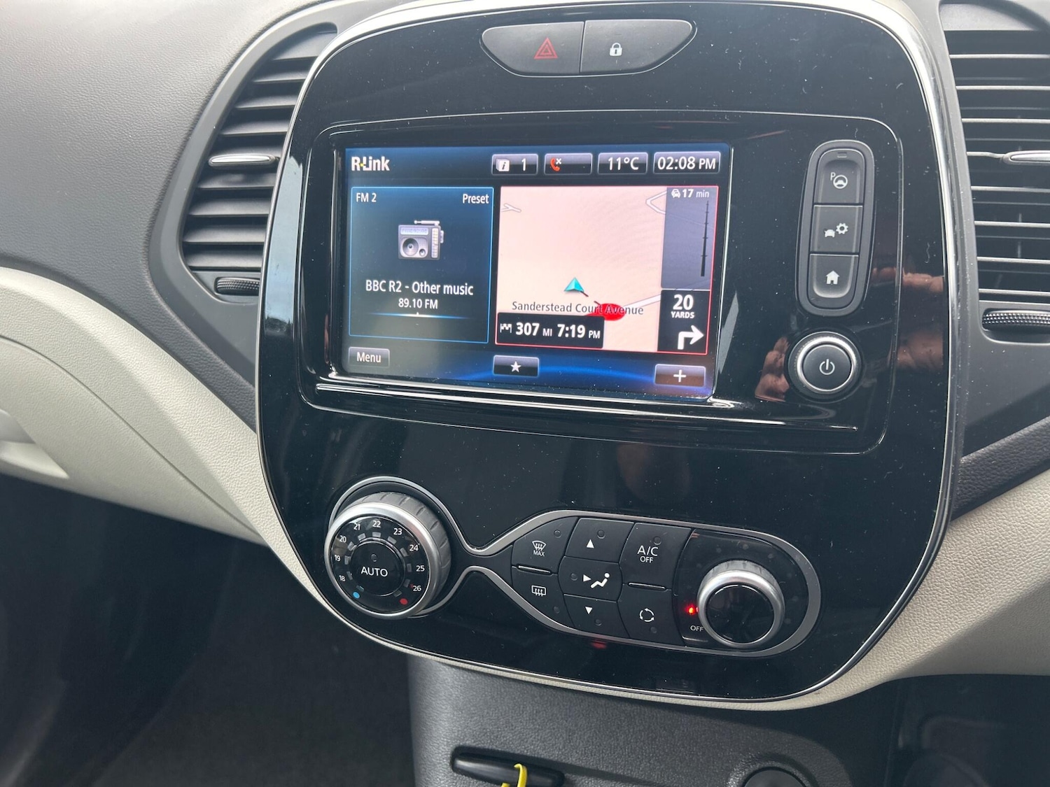 Used Renault Captur 2020 for sale - 76472768: Photo 27