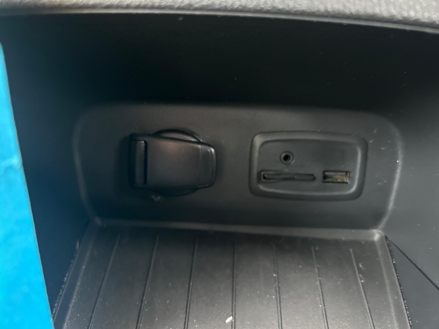 Used Renault Captur 2020 for sale - 76472768: Photo 29