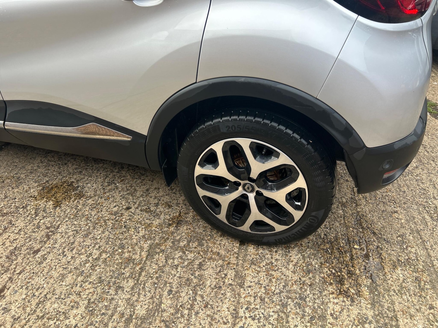 Used Renault Captur 2020 for sale - 76472768: Photo 6