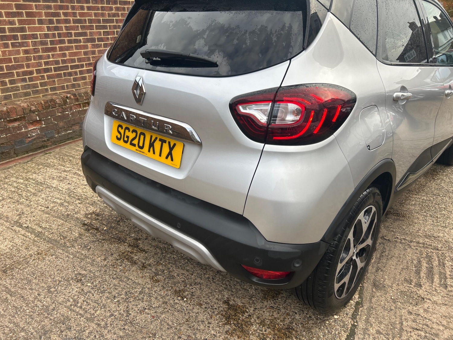 Used Renault Captur 2020 for sale - 76472768: Photo 9