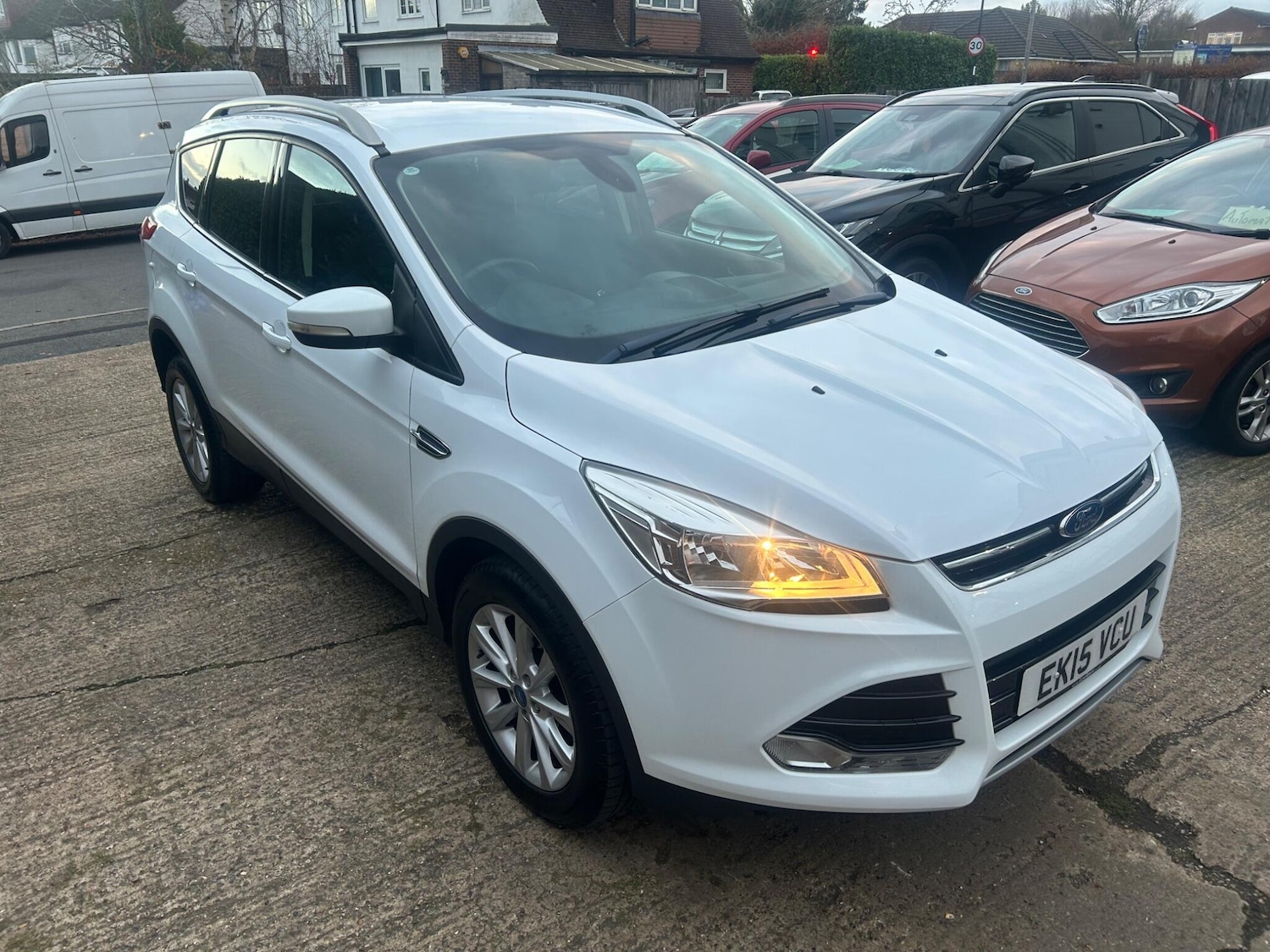 Used Ford Kuga 2015 for sale - 76964407: Photo 2