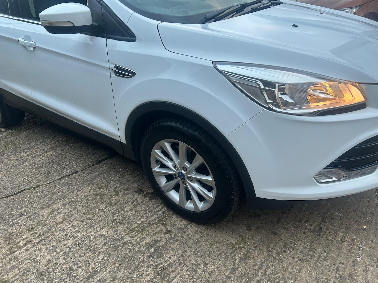 Used Ford Kuga 2015 for sale - 76964407: Photo 4