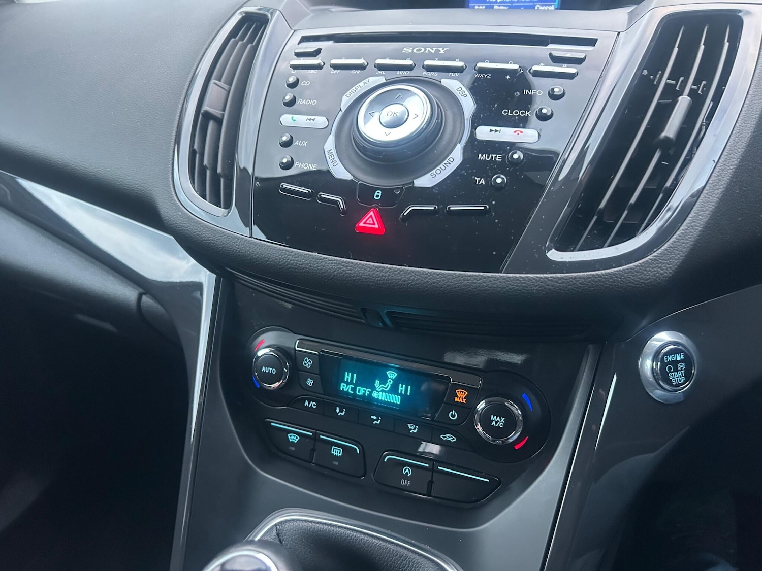 Used Ford Kuga 2015 for sale - 76964407: Photo 46