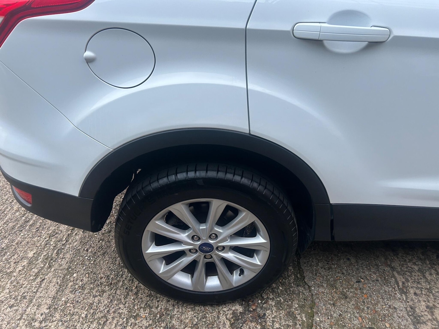 Used Ford Kuga 2015 for sale - 76964407: Photo 9