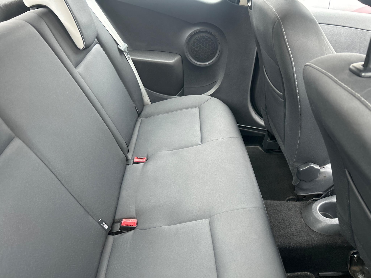 Used Renault Clio 2010 for sale - 76996030: Photo 28