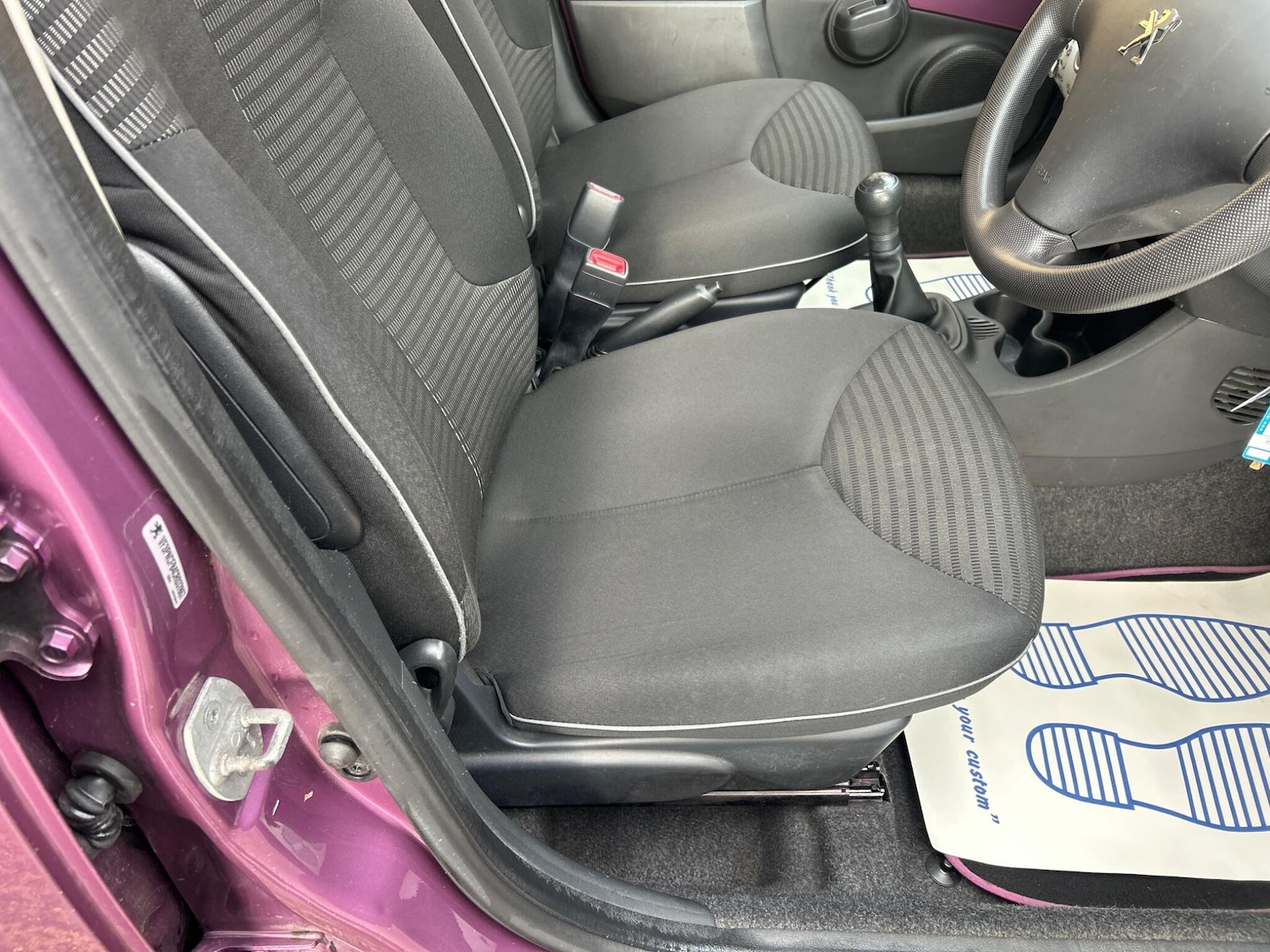 Used Peugeot 107 2013 for sale - 77550020: Photo 15