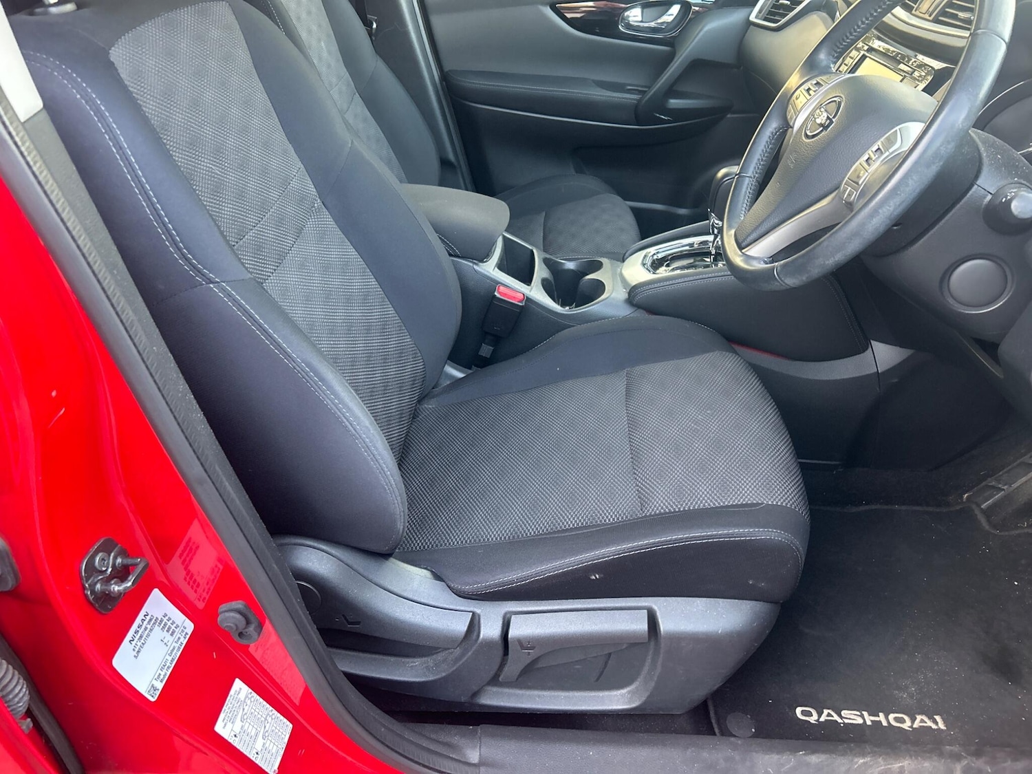 Used Nissan Qashqai for sale - 78184883: Photo 16