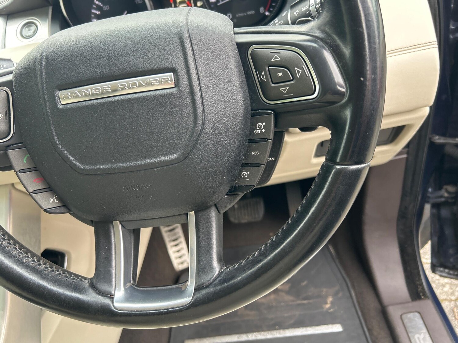 Used Land Rover Range Rover Evoque 2012 for sale - 77484106: Photo 21