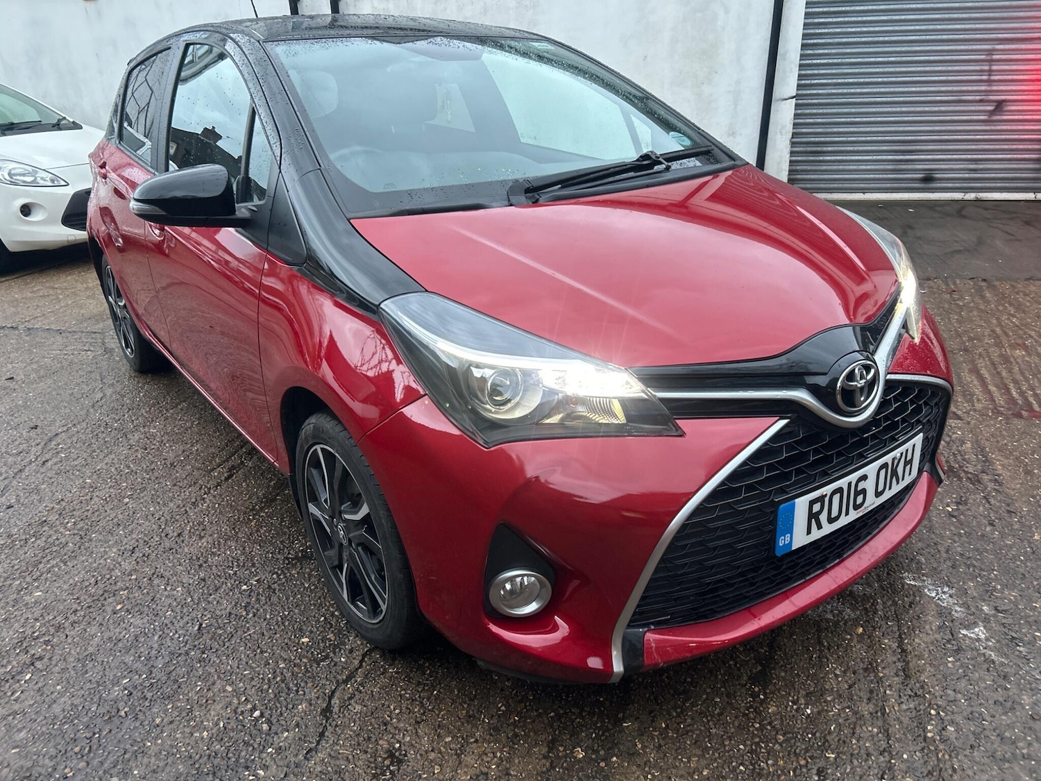 Used Toyota Yaris 2016 for sale - 76585036: Photo 1