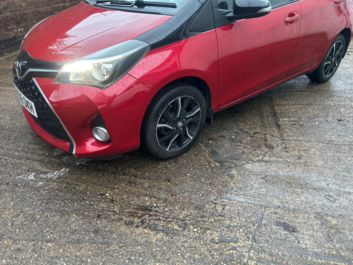 Used Toyota Yaris 2016 for sale - 76585036: Photo 14