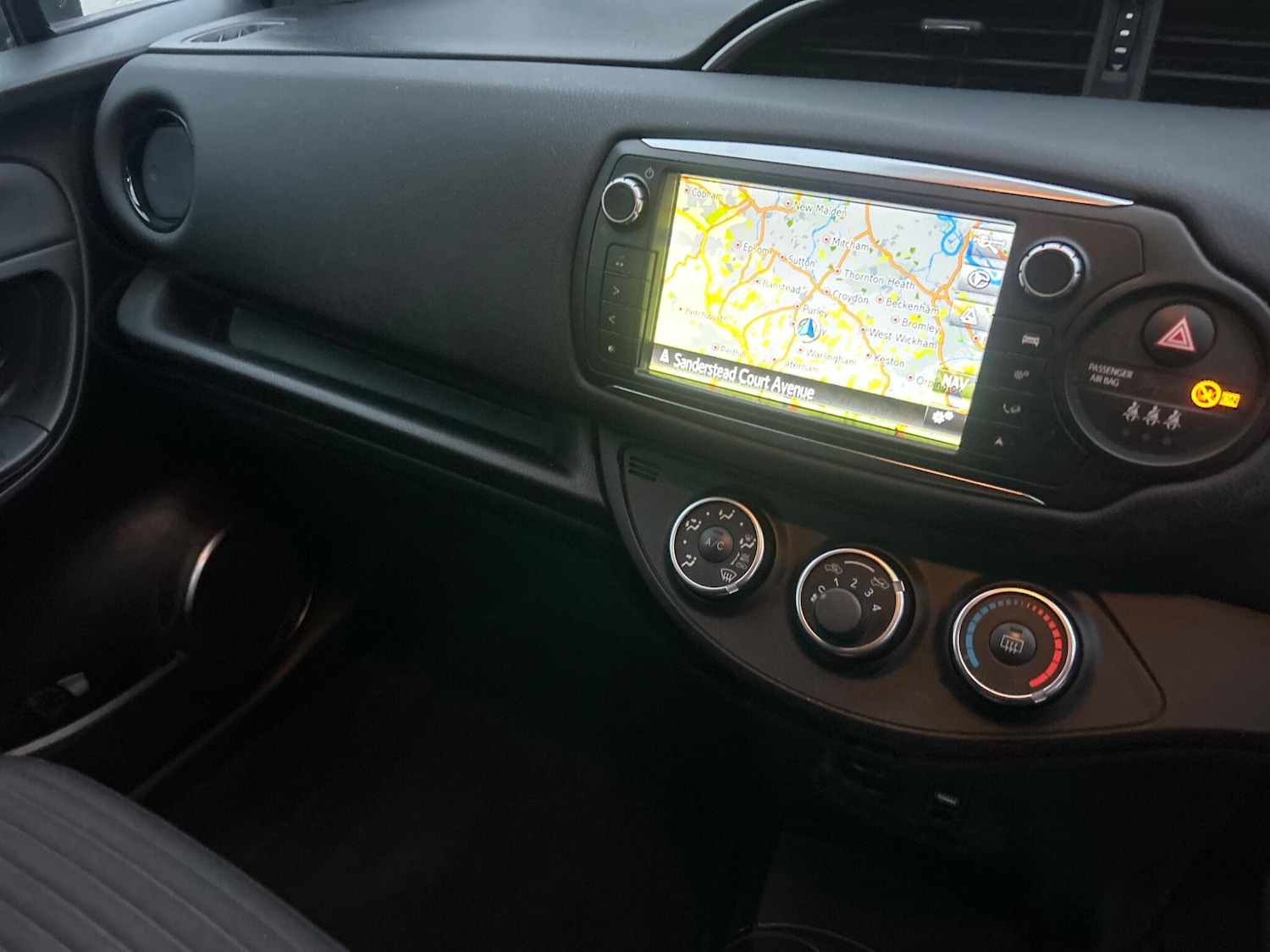 Used Toyota Yaris 2016 for sale - 76585036: Photo 24