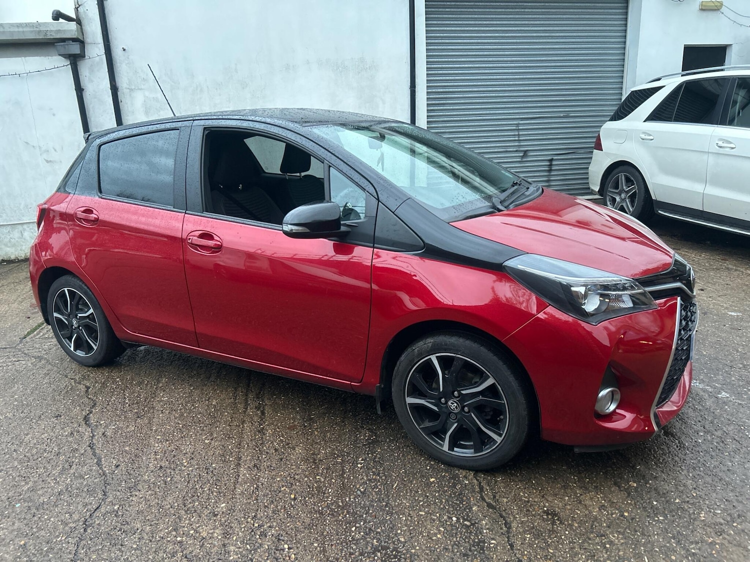 Used Toyota Yaris 2016 for sale - 76585036: Photo 28