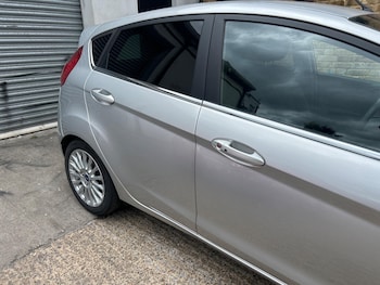 Used Ford Fiesta 2014 for sale - 78892026: Photo