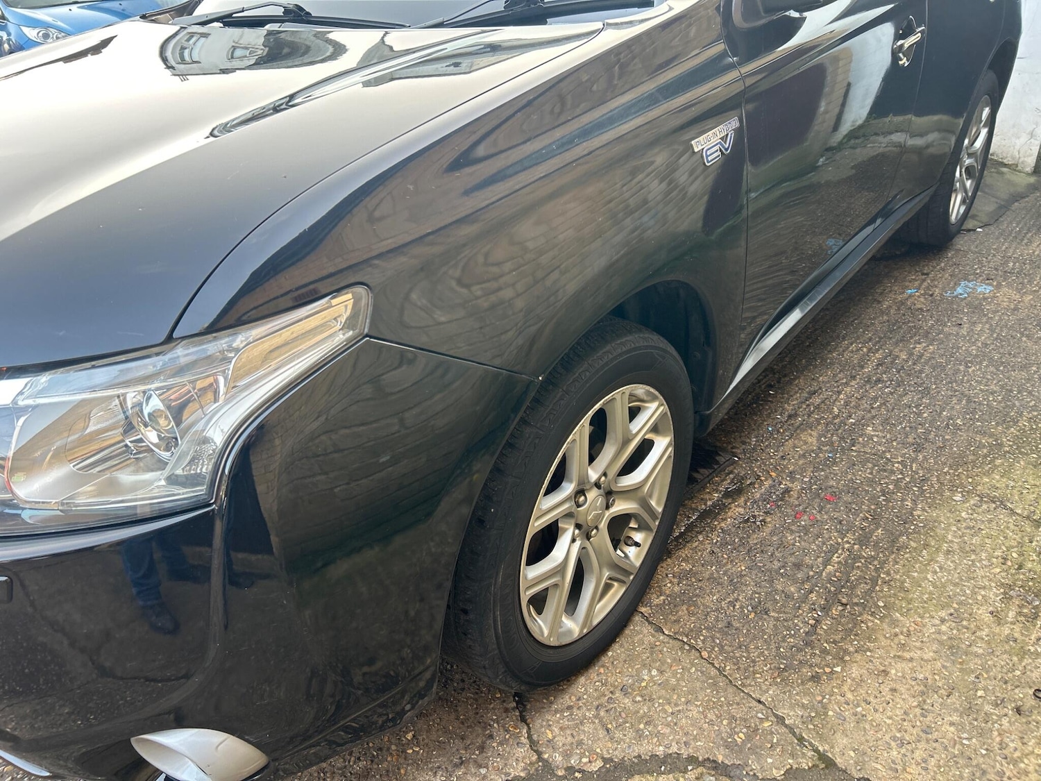 Used Mitsubishi Outlander for sale - 77769704: Photo 4