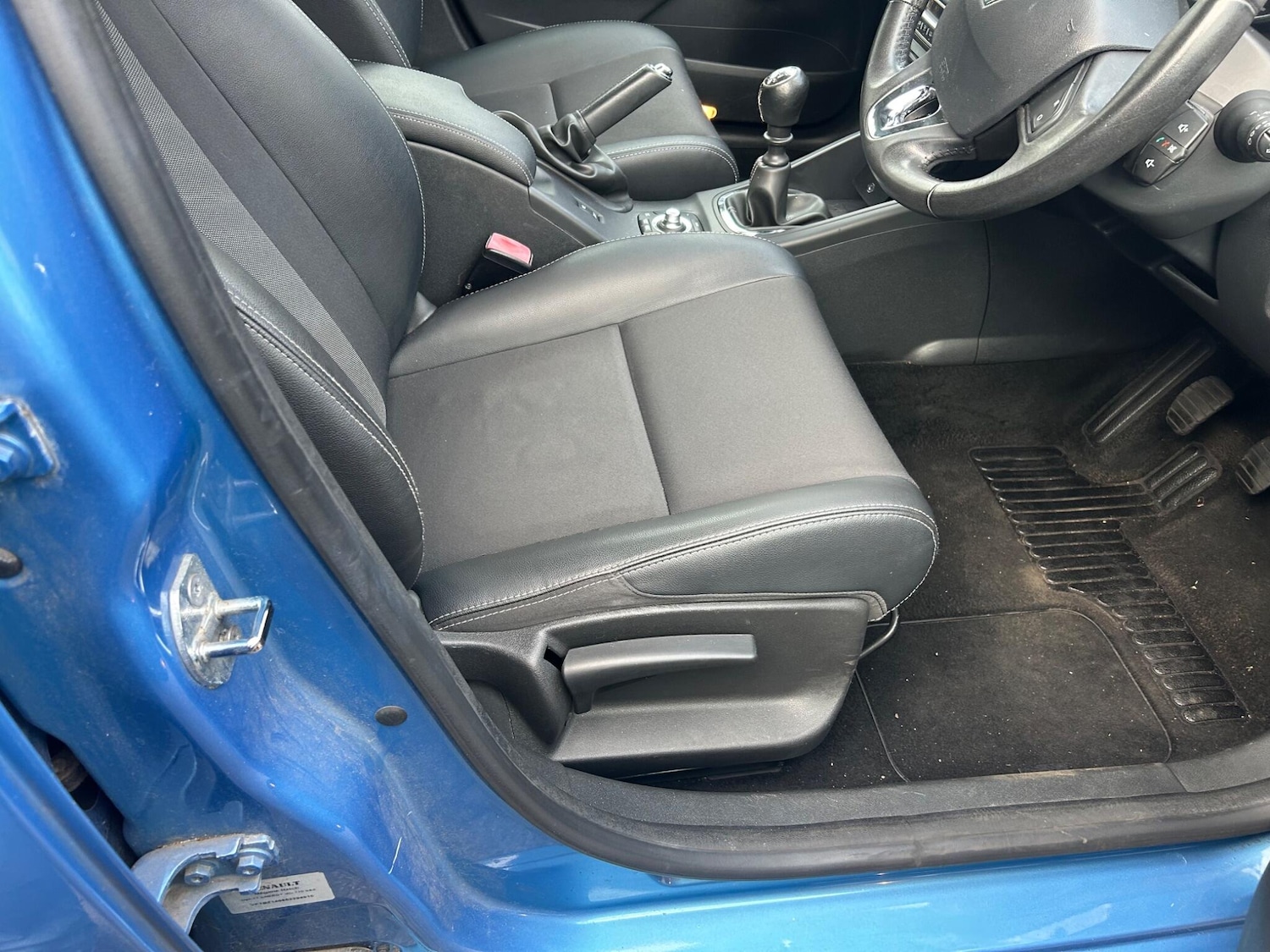 Used Renault Megane 2014 for sale - 76043267: Photo 20