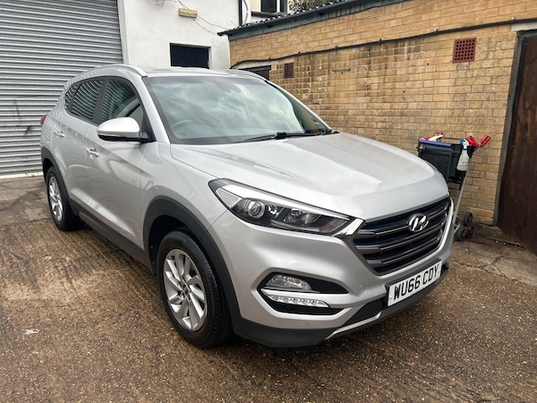 Used Hyundai TUCSON 2016 for sale - 76084051: Photo 1