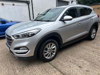 Used Hyundai TUCSON 2016 for sale - 76084051: Photo 3